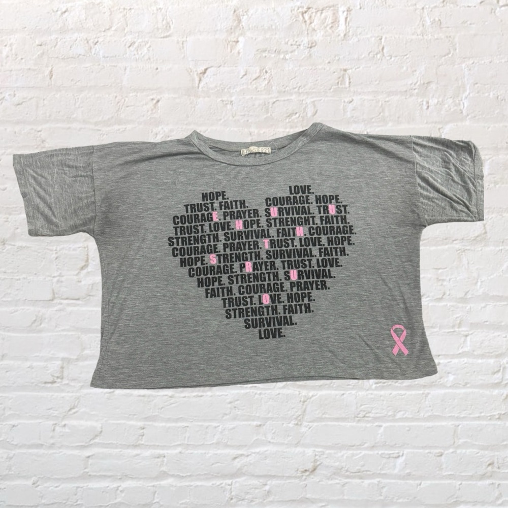 🛍🏙3️⃣ for $1️⃣5️⃣ Forever 21 “Pink” ribbon heart message short sleeve crop top